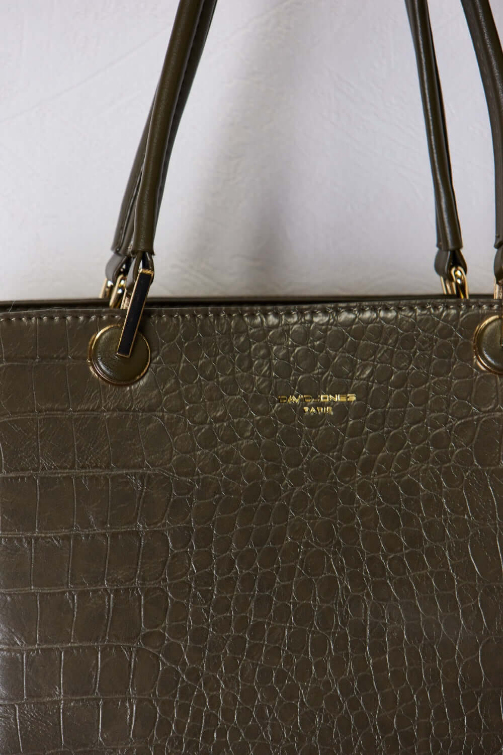 Textured PU Leather Handbag - Stylish &amp; Durable Choice