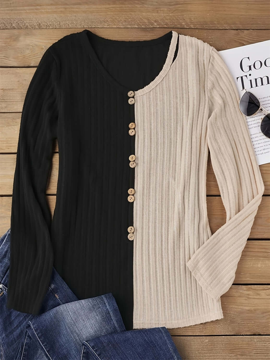 Decorative Button Contrast Round Neck Long Sleeve Tee